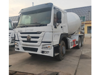 Camión hormigonera SINOTRUK HOWO