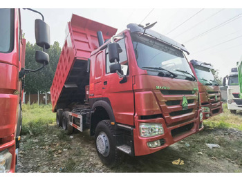 Camión volquete SINOTRUK HOWO