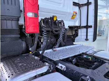 Cabeza tractora Cabeza Tractora IVECO 460 AUTOMATICO  INTARDER ADR: foto 5