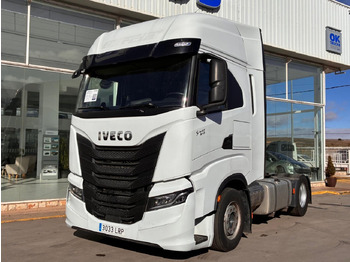 Cabeza tractora IVECO
