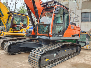 Excavadora de cadenas DOOSAN DX300LC-9C
