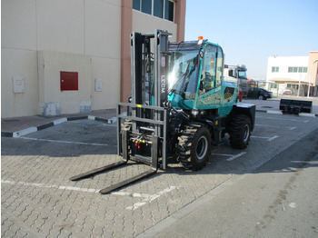 Leasing de LGCM LG35R Rough Terrain Forklift LGCM LG35R Rough Terrain Forklift: foto 2 Leasing de LGCM LG35R Rough Terrain Forklift LGCM LG35R Rough Terrain Forklift: foto 2