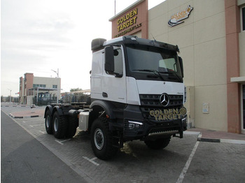 Camión MERCEDES-BENZ Arocs 3342