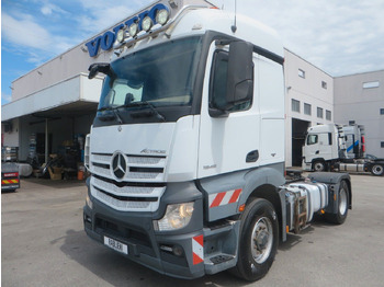 Cabeza tractora MERCEDES-BENZ Actros 1845