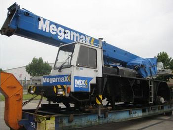 Autogrúa LIEBHERR LTM 1035