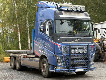 Camión caja abierta VOLVO FH16