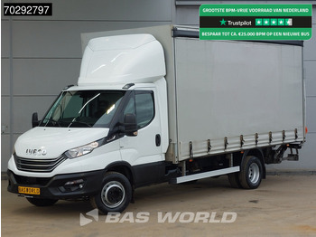 Furgoneta con lona IVECO Daily