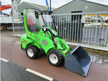 Minicargadora de cadenas Avant M420 MSDNT mini shovel loader lader 980 kg CE: foto 3