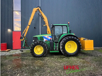 Tractor JOHN DEERE 6820