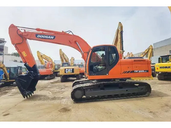 Excavadora de cadenas DOOSAN DX225LC