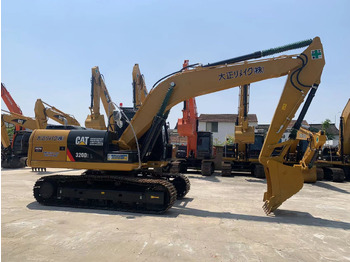 Excavadora de cadenas CATERPILLAR 320D2
