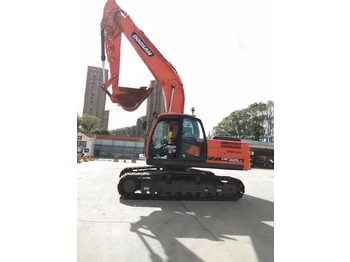 Excavadora de cadenas DOOSAN DX225LC