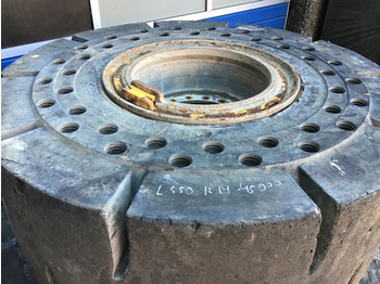 Neumáticos y llantas Liebherr Tires 23,5R25: foto 2 Neumáticos y llantas Liebherr Tires 23,5R25: foto 2