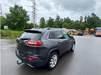 Leasing de JEEP Cherokee 2.2 TD JEEP Cherokee 2.2 TD: foto 4