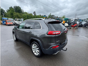 Leasing de JEEP Cherokee 2.2 TD JEEP Cherokee 2.2 TD: foto 5