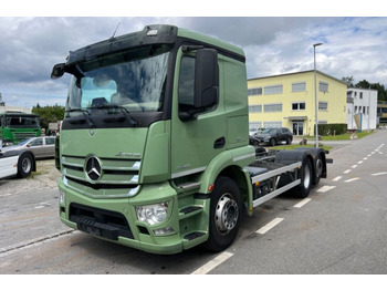 Camión chasis MERCEDES-BENZ Actros 2543