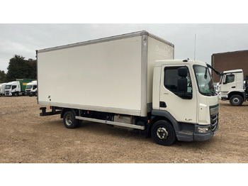 Camión caja cerrada DAF LF 180