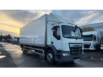 Camión caja cerrada DAF LF 260