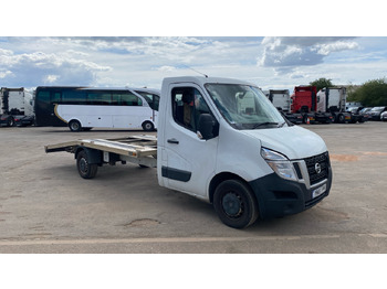 Camión portavehículos NISSAN NV400