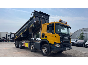Camión volquete SCANIA P 410