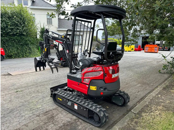 Miniexcavadora RHINOCEROS