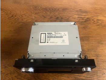 Recambio Mercedes Actros MP4 MB TCC MID Multi Media Radio A0004466662: foto 3 Recambio Mercedes Actros MP4 MB TCC MID Multi Media Radio A0004466662: foto 3