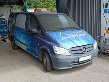 Furgoneta pequeña MERCEDES-BENZ Vito 113