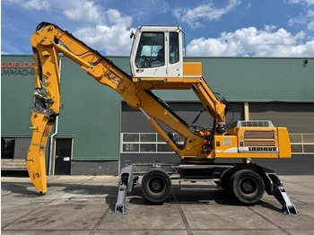 Manipulador de materiales LIEBHERR A 924