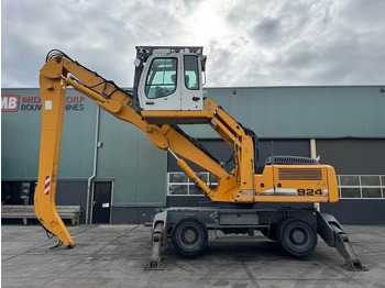 Manipulador de materiales LIEBHERR A 924