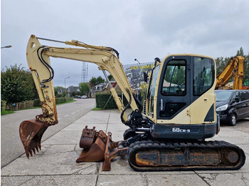 Miniexcavadora HYUNDAI