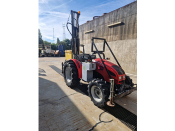 Perforadora Onbekend Valpadana 1550 4x4 drilling tractor: foto 3 Perforadora Onbekend Valpadana 1550 4x4 drilling tractor: foto 3