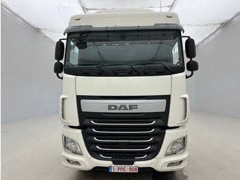 Camión chasis DAF XF 460 Space Cab: foto 2