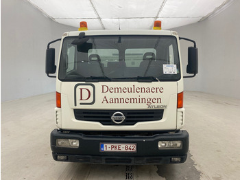 Camión volquete Nissan Atleon 120.25: foto 2