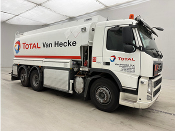 Camión cisterna para transporte de combustible Volvo FM 300 - 6x2: foto 3 Camión cisterna para transporte de combustible Volvo FM 300 - 6x2: foto 3