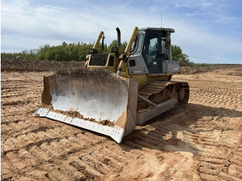 Bulldozer KOMATSU D65