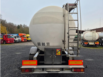 Semirremolque cisterna para transporte de leche Magyar 30500L INSULATED INOX TANK - 4 COMP: foto 4 Semirremolque cisterna para transporte de leche Magyar 30500L INSULATED INOX TANK - 4 COMP: foto 4