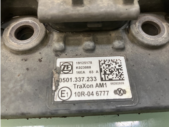 Caja de cambios para Camión DAF Versnellingsbakdeksel DAF 2134299: foto 2 Caja de cambios para Camión DAF Versnellingsbakdeksel DAF 2134299: foto 2