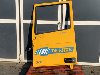 Puerta y piezas DAF XF 106