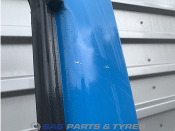 Puerta y piezas para Camión Renault: foto 4 Puerta y piezas para Camión Renault: foto 4