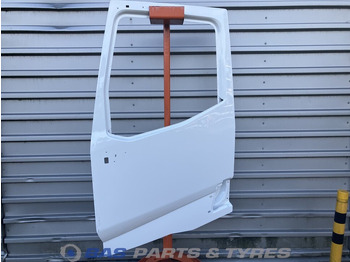 Puerta y piezas RENAULT T