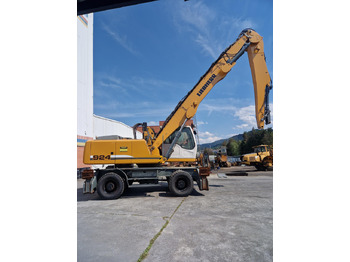 Manipulador de materiales LIEBHERR A 924