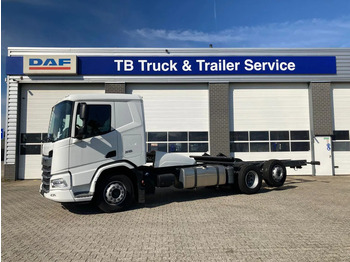 Leasing de DAF XD 450 FAN CHASSIS SLEEPER CAB PTO STEERING LIFTAXLE 480WB - NEW DAF XD 450 FAN CHASSIS SLEEPER CAB PTO STEERING LIFTAXLE 480WB - NEW: foto 1
