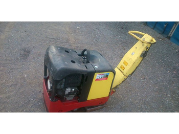 Plancha reversible DYNAPAC