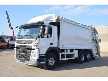 Camión de basura VOLVO FM 330