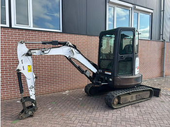 Miniexcavadora BOBCAT E26