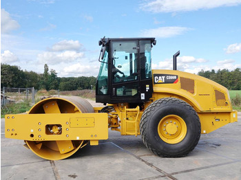 Rodillo CATERPILLAR CS66B