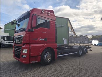 Camión chasis MAN TGX 26.500