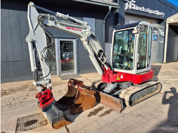 Miniexcavadora TAKEUCHI