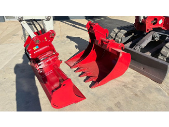 Miniexcavadora TAKEUCHI