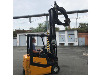 Carretilla elevadora eléctrica Three-wheel electric front loader Jungheinrich EFG DF 15 with duplex mast and Meyer roller clamp: foto 2